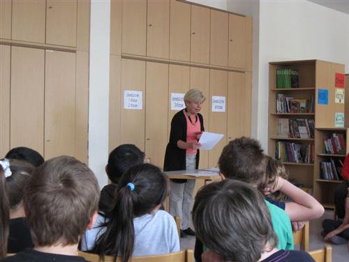  Foto 1 - Lesung für Kinder